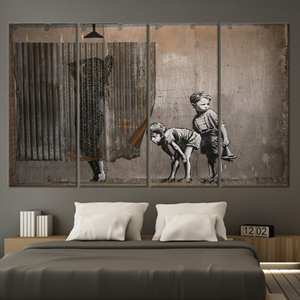 Tableau imprimé sur toile avec scène de rue et graffitis urbains - Décoration murale moderne, lot de 4 toiles - Product Image 1