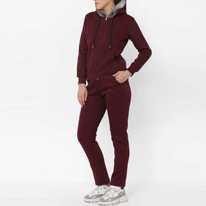 Vente en gros de survêtements personnalisés pour femmes vêtements d'entraînement et de jogging coupe ajustée survêtements de course pour femmes - Product Image 5