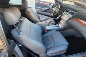 Toyota Camry Solara SLE V6 Cabriolet d'occasion 2008 (conduite à gauche/droite) - Product Image 2