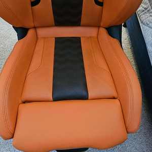 Sièges baquets BMW de haute qualité, durables, en fibre de carbone, aluminium, tissu, plastique, métal, acier - Personnalisables pour tout style d'entreprise - Product Image 4