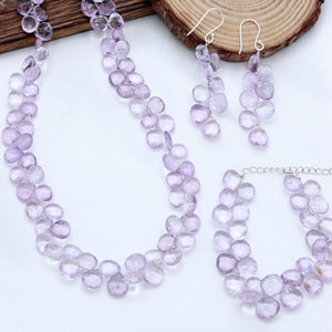 Acheter Pierre précieuse d'améthyste naturelle de qualité supérieure Collier en argent sterling 925, boucles d'oreilles et bracelet Ensemble de bijoux faits à la main pour la vente en gros - Product Image 1