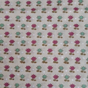 Tela estampada de algodón respetuosa con el medio ambiente, costura artesanal, fabricación de prendas, bolsos, accesorios de cama para el hogar, rediseño de tela multiusos - Product Image 3