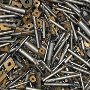 Boutons en carbure de tungstène de qualité supérieure, grade K10/K20/K30, pour travaux métallurgiques, provenant du Royaume-Uni, en vente - Product Image 6