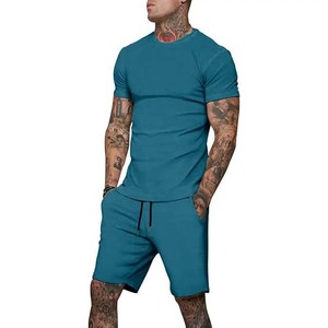 Vente en gros quantité minimale de commande bas Logo personnalisé Vêtements pour hommes T-shirts à manches courtes Ensembles shorts deux pièces Vêtements de sport High Street Men Twin Set - Product Image 4