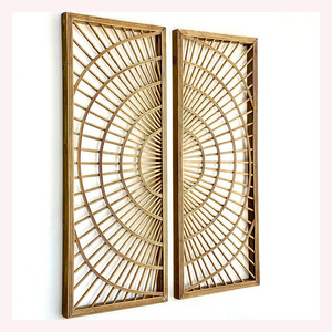 Decoración de pared de ratán artesanal Premium y Metal, elegancia Tropical tejida a mano para el estilo moderno del hogar y el Resort - Product Image 4