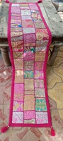 Chemin de table brodé en patchwork de coton fait main, traditionnel, personnalisable pour la décoration de la maison, de l'hôtel et de la salle à manger KUMKUM