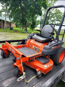 Tondeuse à gazon Zero Turn Kubota 2024 assez utilisée en vente à prix raisonnable Livraison rapide Acheter tondeuse à gazon Zero Turn Kubota d'occasion - Product Image 2