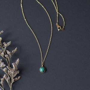 Malachite Naturelle pour Femme Collier avec Pendentif en Argent 925 Dainty Collier de Mariage à Empiler Cadeau pour Femme - Product Image 3