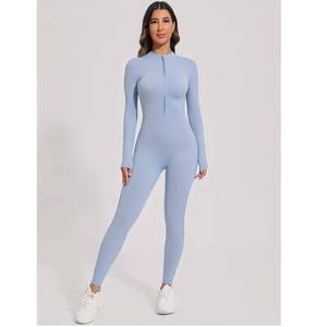 Conjunto de Dos Piezas para Mujer, Otoño 2025, Top Corto sin Mangas con Tirantes, Pantalones Ajustados Elásticos, Traje Deportivo - Product Image 4