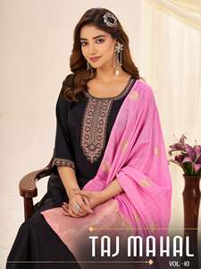 Conjunto de Kurti y Pantalón Tradicional para Mujer, Diseño de Última Moda, con Seda Romana y Dupatta Jacquard, Cuello Bordado, Ideal para Bodas - Product Image 2