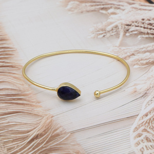 Pulsera de piedras preciosas de lujo Dua para mujer Jade azul y brazalete de ajuste de bisel chapado en oro para boda - Product Image 4