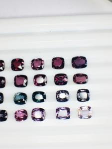 Spinelle naturelle de qualité AAA naturelle avec une très bonne couleur et lustre, chaque pierre est loupe propre disponible à bas prix - Product Image 6