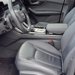 Vehículo Automático Nuevo de Lujo 2024, SUV de 7 Asientos, Clase 45 TFSI, Azul Marino, Equipamiento Alto, en Venta - Product Image 6