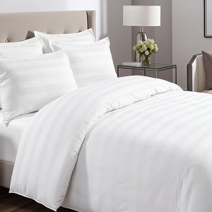 Queen Size 3cm Satin Stripe Polycotton Funda nórdica Suave y duradera 240X230 Cm - Product Image 1