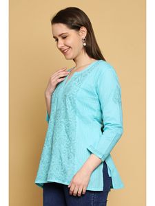 Kurti en pur coton bleu clair pour femmes Design élégant pour l'été Vêtements ethniques Tissu doux Prêt-à-porter Tops Tunique OEM - Product Image 2