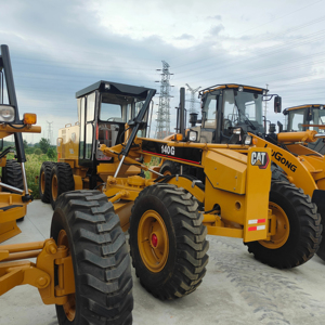 Niveleuse 140G Cat d'occasion en bon état, japonaise à bas prix, avec noyau, pompe et moteur - Product Image 1