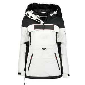 Abrigo Largo Impermeable con Capucha para Mujer, con Relleno Térmico de Algodón, Resistente al Viento, Diseño y Colores Personalizables - Product Image 1