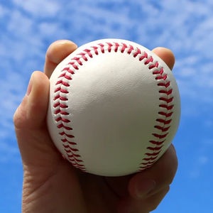 Nouveau logo d'usine Balles légères en liège en cuir de vachette pour l'entraînement professionnel de baseball en érable personnalisées - Product Image 4