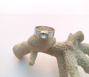 Anillos de compromiso de plata 925 hechos a mano a la moda, diseño de flor única, corte de Topacio Azul, declaración de diamantes, fiestas de boda elegantes - Product Image 2