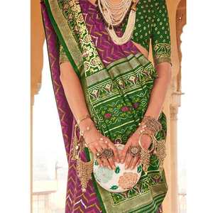 Sari de Seda Estampado Morado, Elegante Traje de Boda con Hermoso Seda Estampada para Ocasiones Especiales - Product Image 3