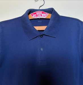 เสื้อยืดโปโลสำหรับผู้ชายทำจากผ้าฝ้ายผสม100% ออกแบบโลโก้ได้ตามต้องการ - Product Image 2