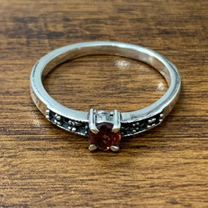 Round Cut Red Garnet <b>Ring</b> 925 Sterling <b>Silver</b> <b>Solitaire</b> Antique Filigree Vintage Engagement & Occasion Jewelry - Product Image 1