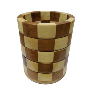 Fabricant fiable de porte-stylos en bois respectueux de l'environnement, idéal pour les bureaux et les salles d'étude, avec des dimensions de 8,2 x 13 cm - Product Image 4