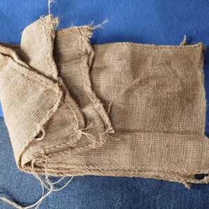 Sacs en toile de jute de jute de toile de jute de jute de meilleure qualité pour la plantation de sacs de sable de jardinage du Bangladesh. - Product Image 1