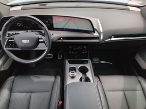 Cadillac Vistiq Sport Électrique AWD d'occasion propre 2026 - Product Image 5