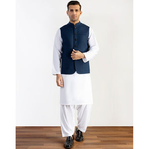 Shalwar Kameez de qualité supérieure la plus vendue pour hommes dernier style de vêtements de fête brodés nouveauté - Product Image 4
