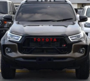 Camioneta Toyota Hilux Doble Cabina 4X4, Entrega Rápida, Usada en Buen Estado, Lista para Enviar, Volante a la Izquierda con Cámara Trasera - Product Image 1