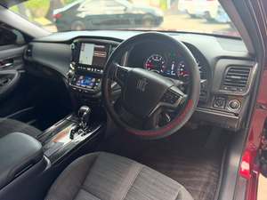 Toyota Crown Athlete édition limitée d'occasion, 2014 - Product Image 6