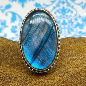 Último anillo de Plata de Ley 925 para mujer cabujón de forma ovalada con piedra preciosa labradorita semipreciosa para joyería de fiesta - Product Image 2