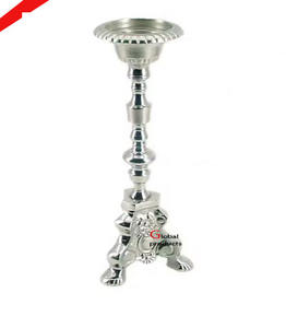 Nouveau bougeoir décoratif en métal doré de petite taille pour hôtel, restaurant et bar - Product Image 4