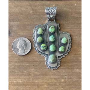 Collier pendentif Sahuaro en argent sterling et turquoise dorée du Sonora, fait main dans le sud-ouest, style ancre vintage, avec chaîne perlée, prêt à offrir - Product Image 3