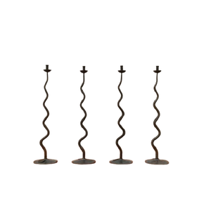 Bougeoir décoratif en zig zag Bougeoirs de haute qualité au design moderne pour la décoration de mariage royal et la décoration intérieure - Product Image 1