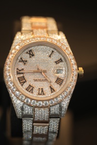 นาฬิกาข้อมือเพชรหรูหรา VVS มอยส์ซาไนต์ ประดับเพชร กันน้ำ สายสแตนเลสสตีล หน้าปัดคริสตัลแซฟไฟร์ สไตล์ฮิปฮอป - Product Image 6
