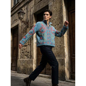 Veste en coton brodée Suzani Bloom - Bleu denim avec des motifs floraux corail et sauge, tricot respirant pour l'automne - Product Image 6