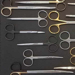 Juego de tijeras quirúrgicas profesionales | Surtido de instrumentos quirúrgicos y dentales manuales de acero inoxidable Autoclavable con certificación CE - Product Image 5