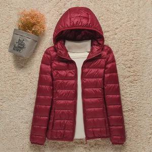 Femmes hiver chaud mi-long mince à capuche fermeture éclair Parkas à manches longues rembourré bouffée veste couleur unie fait peau de mouton coton - Product Image 3