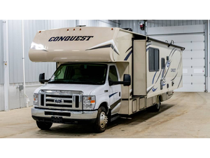 Camping-car familial de luxe d'occasion Gulf Stream Conquest 6310 blanc, Euro 5, capacité 4-6 personnes, idéal pour l'aventure - Product Image 1