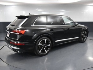 Conçu pour une expérience exceptionnelle, Audi SQ7 4.0T quattro Premium Plus 2024 - Product Image 2
