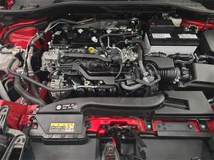 2024 para Corolla Cross XLE AWD Dirección izquierda con asientos de cuero Control de crucero ACC en interior oscuro Tamaño del neumático R20 - Product Image 6