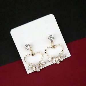 Urthn ต่างหูห้อยรูปหัวใจประดับหินชุบทองแบบคลาสสิกและทันสมัยประดับด้วยเม็ดเพชรทองเหลืองสไตล์วินเทจสำหรับ Parties-1315859A - Product Image 1