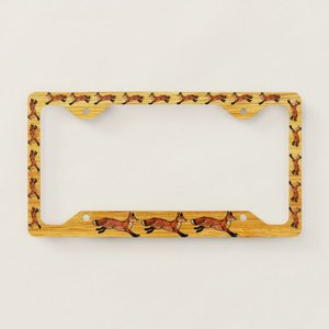 Marco para matrícula con borde de madera, estilo Tuzi Williams, con diseño Red Fox Pack Art Bonne Idee Art * Tuzi Williams, distancia entre orificios de 175 mm - Product Image 1
