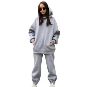 Femmes décontracté entrejambe profond automne survêtement hiver pull taille élastique à capuche pantalons de survêtement ensemble avec chapeau teint uni - Product Image 4