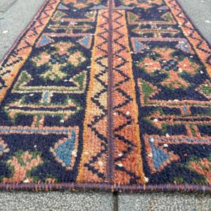 พรมวินเทจ ขนาด 1.3x2.5 ฟุต พรมขนาดเล็ก พรมขนสัตว์สีแดงน้ำเงิน - Product Image 5