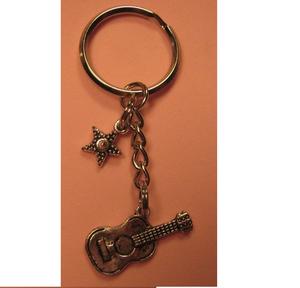 Llavero de Guitarra Vintage con Dije de Estrella, Metal, para Amantes de la Música, Llavero de Moda, Ecológico, Hecho a Mano, Personalizable, con Mosquetón - Product Image 1