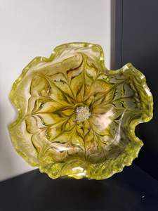 Pure resin bowl that blends perfectly with both vintage and contemporary interior themes for living rooms - Product Image 6