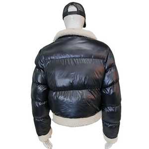 Veste en duvet unisexe d'hiver à col montant imprimée avec logo personnalisé de haute qualité en gros pour hommes - Product Image 2